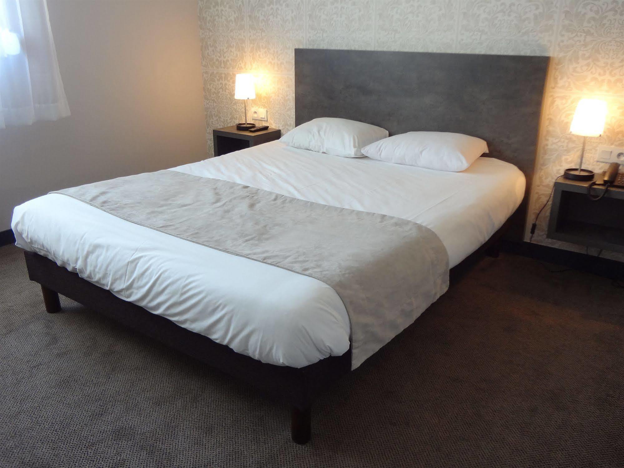 Hotel Arcadia Lannion Ngoại thất bức ảnh